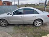 Hyundai Sonata 2006 года за 2 100 000 тг. в Шортанды – фото 3