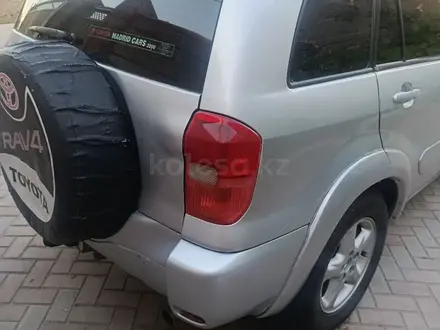 Toyota RAV4 2002 года за 3 100 000 тг. в Алматы – фото 3