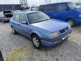 Volkswagen Vento 1992 года за 1 690 000 тг. в Шымкент