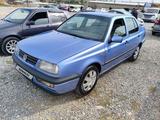 Volkswagen Vento 1992 года за 1 690 000 тг. в Шымкент – фото 2
