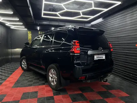 Toyota Land Cruiser Prado 2019 года за 20 990 000 тг. в Алматы – фото 8