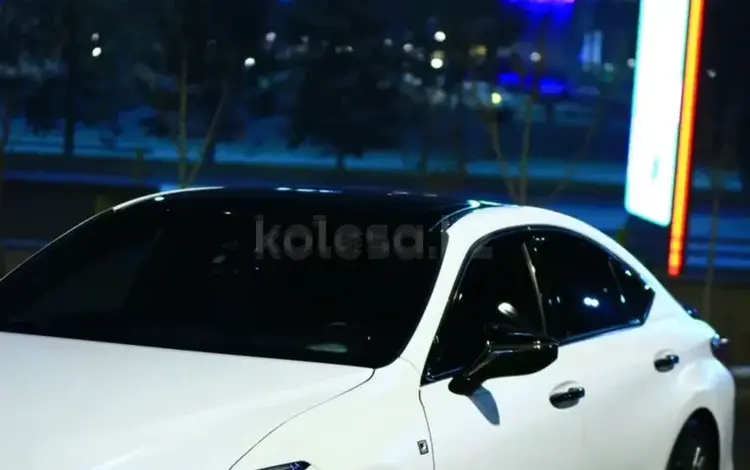 Lexus ES 250 2020 года за 25 500 000 тг. в Алматы