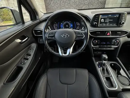 Hyundai Santa Fe 2020 года за 13 777 000 тг. в Астана – фото 19