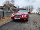 Mercedes-Benz CLK 200 1998 годаfor3 880 000 тг. в Караганда – фото 2