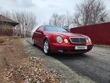 Mercedes-Benz CLK 200 1998 годаfor3 880 000 тг. в Караганда – фото 3