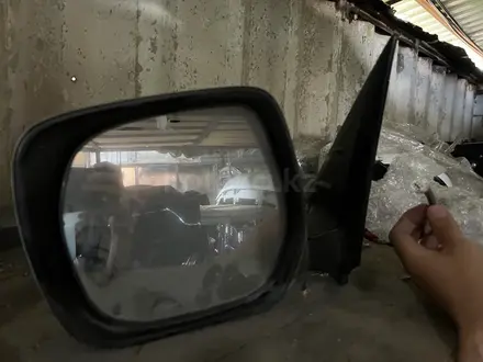 Зеркало на Ланд крузер 200 за 41 580 тг. в Атырау – фото 2