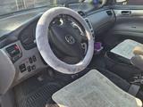 Toyota Avensis Verso 2002 года за 3 700 000 тг. в Астана – фото 5