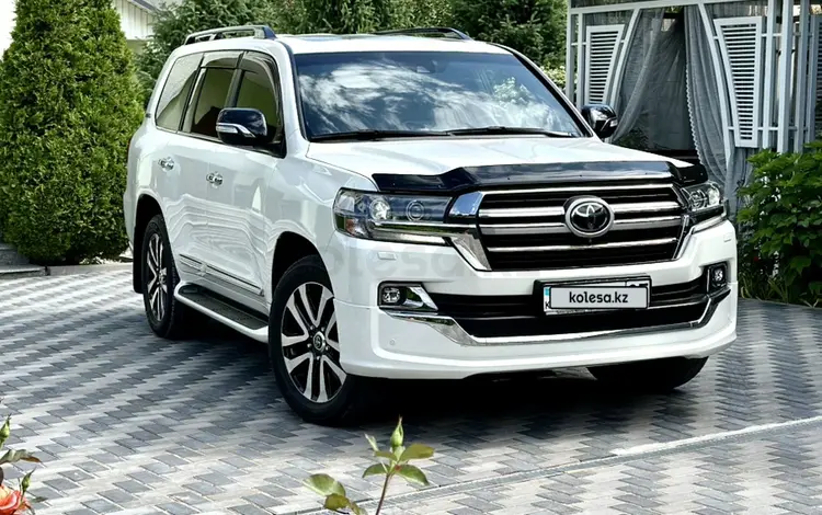 Toyota Land Cruiser 2019 года за 39 000 000 тг. в Алматы