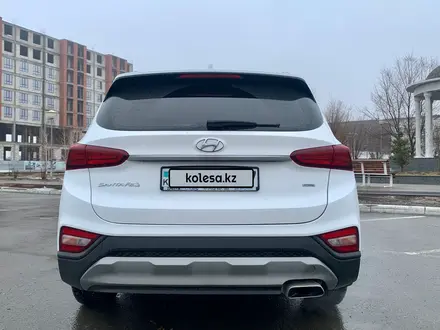 Hyundai Santa Fe 2018 года за 12 500 000 тг. в Уральск – фото 6