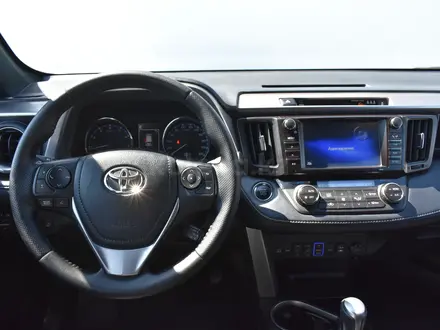 Toyota RAV4 2019 года за 13 300 000 тг. в Атырау – фото 10