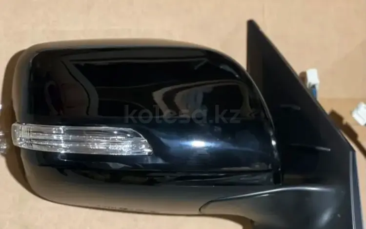 Боковое зеркало на Toyota за 50 000 тг. в Алматы