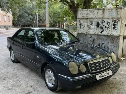 Mercedes-Benz E 230 1997 года за 3 500 000 тг. в Тараз – фото 11