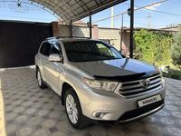 Toyota Highlander 2011 годаfor11 900 000 тг. в Шымкент