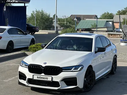 BMW 540 2018 года за 17 700 000 тг. в Алматы