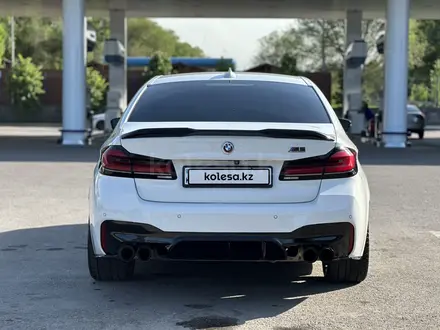 BMW 540 2018 года за 17 700 000 тг. в Алматы – фото 5