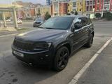 Jeep Grand Cherokee 2018 года за 19 500 000 тг. в Астана