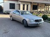 Mercedes-Benz CL 420 1998 годаүшін3 490 000 тг. в Петропавловск – фото 2