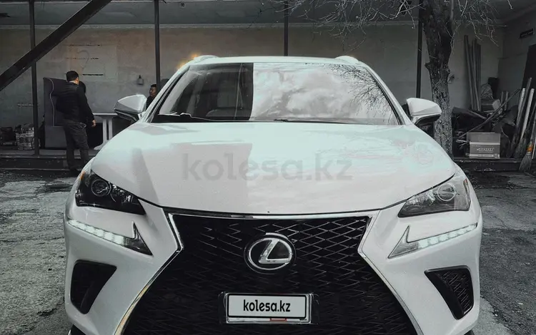 Lexus NX 200t 2016 года за 14 300 000 тг. в Алматы