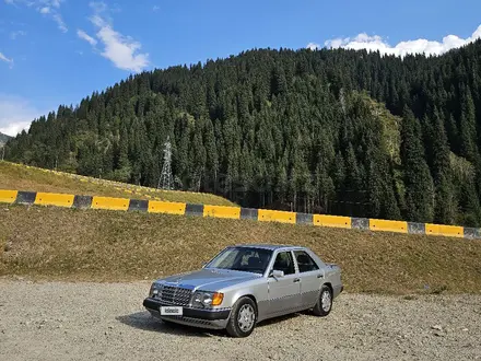 Mercedes-Benz E 230 1991 года за 2 600 000 тг. в Алматы – фото 7