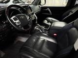 Toyota Land Cruiser 2013 года за 23 000 000 тг. в Астана – фото 5