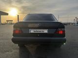 Mercedes-Benz E 230 1990 года за 3 000 000 тг. в Талдыкорган – фото 2