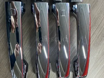 Хромированные ручки для рестайлинга Toyota Land Cruiser 200 за 50 000 тг. в Усть-Каменогорск – фото 5