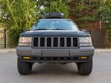 Jeep Grand Cherokee 1997 года за 5 300 000 тг. в Астана – фото 3