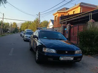 Toyota Carina E
