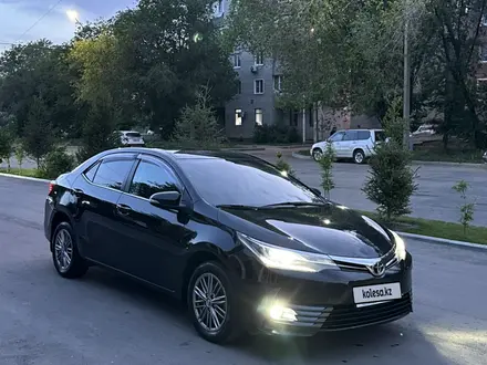 Toyota Corolla 2018 года за 8 100 000 тг. в Усть-Каменогорск – фото 3