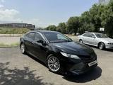 Toyota Camry 2019 года за 13 000 000 тг. в Алматы