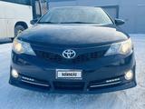 Toyota Camry 2013 года за 6 500 000 тг. в Уральск – фото 2