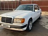 Mercedes-Benz E 230 1991 годаүшін800 000 тг. в Алматы – фото 4