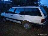 Volkswagen Passat 1993 годаfor1 000 000 тг. в Актобе – фото 2