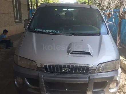 Hyundai Starex 2001 года за 1 900 000 тг. в Тараз – фото 2