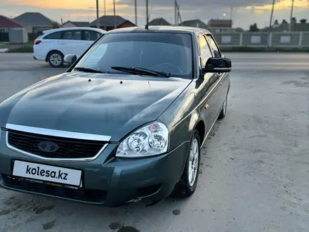 ВАЗ (Lada) Priora 2170 2010 года за 850 000 тг. в Атырау – фото 2