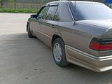 Mercedes-Benz E 220 1992 года за 2 300 000 тг. в Алматы – фото 4
