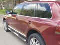 Volkswagen Touareg 2006 годаfor6 300 000 тг. в Астана – фото 4