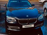 BMW 750 2014 года за 12 000 000 тг. в Тараз – фото 2