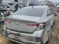 Hyundai Sonata 2018 года за 2 653 960 тг. в Актобе – фото 4