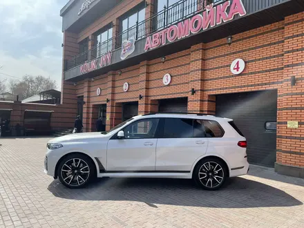 BMW X7 2021 года за 49 000 000 тг. в Алматы – фото 16