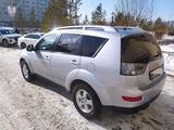 Mitsubishi Outlander 2008 годаүшін6 500 000 тг. в Астана – фото 3