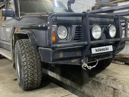 Nissan Patrol 1992 года за 3 800 000 тг. в Актобе