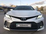 Toyota Camry 2021 года за 25 000 000 тг. в Шымкент