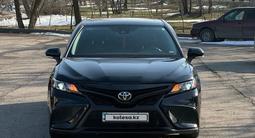 Toyota Camry 2021 года за 14 900 000 тг. в Алматы