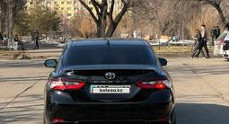 Toyota Camry 2021 года за 14 900 000 тг. в Алматы – фото 5