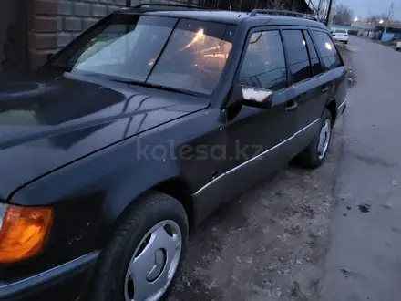 Mercedes-Benz E 230 1991 года за 1 700 000 тг. в Алматы – фото 4