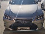 Lexus ES 300h 2019 года за 15 000 000 тг. в Актобе