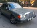 Mercedes-Benz E 230 1992 года за 2 200 000 тг. в Алматы – фото 3