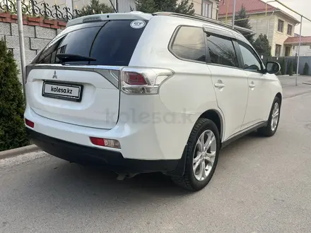 Mitsubishi Outlander 2013 года за 7 800 000 тг. в Алматы – фото 4