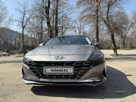 Hyundai Elantra 2021 года за 8 757 285 тг. в Алматы – фото 7